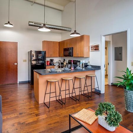Ny Style Centric Loft With King Bed By Park Ave Διαμέρισμα Ρότσεστερ Εξωτερικό φωτογραφία