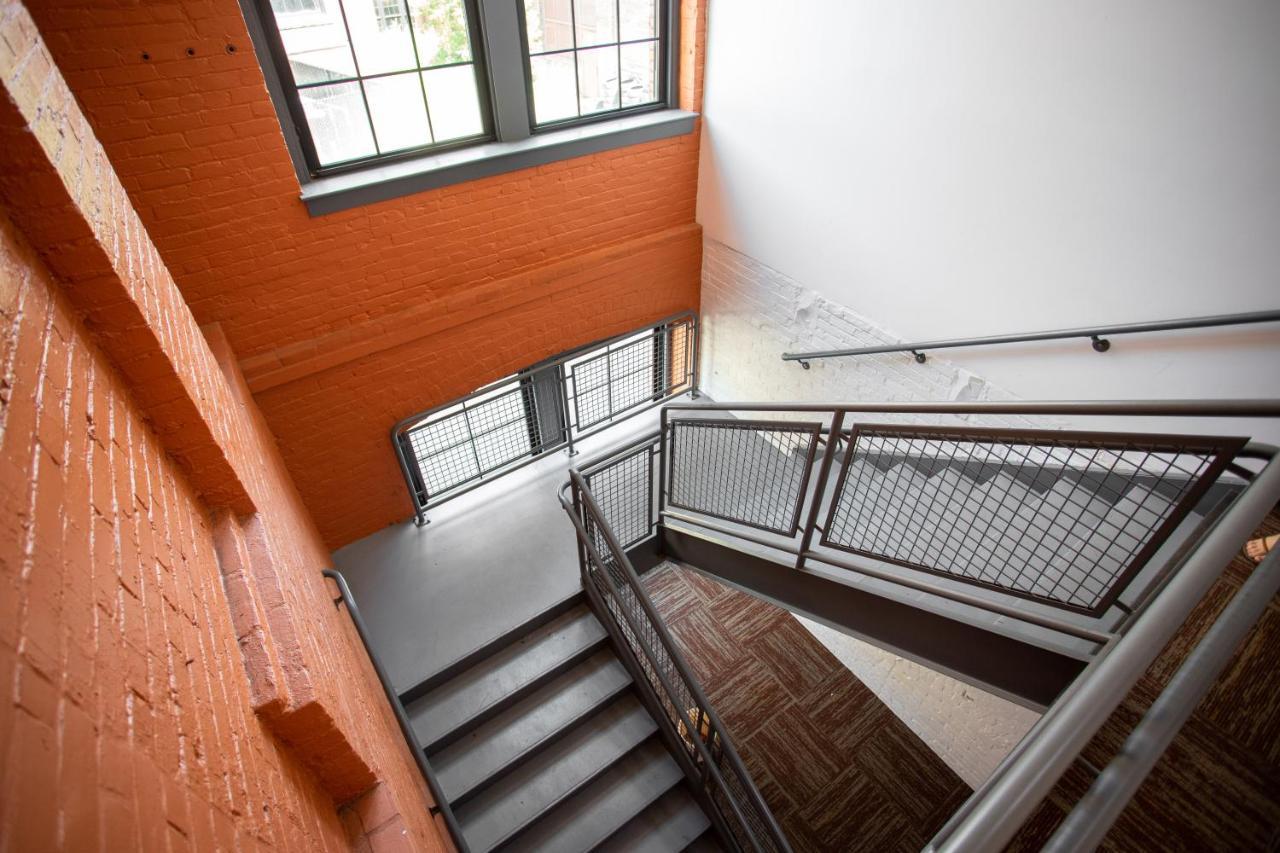 Ny Style Centric Loft With King Bed By Park Ave Διαμέρισμα Ρότσεστερ Εξωτερικό φωτογραφία