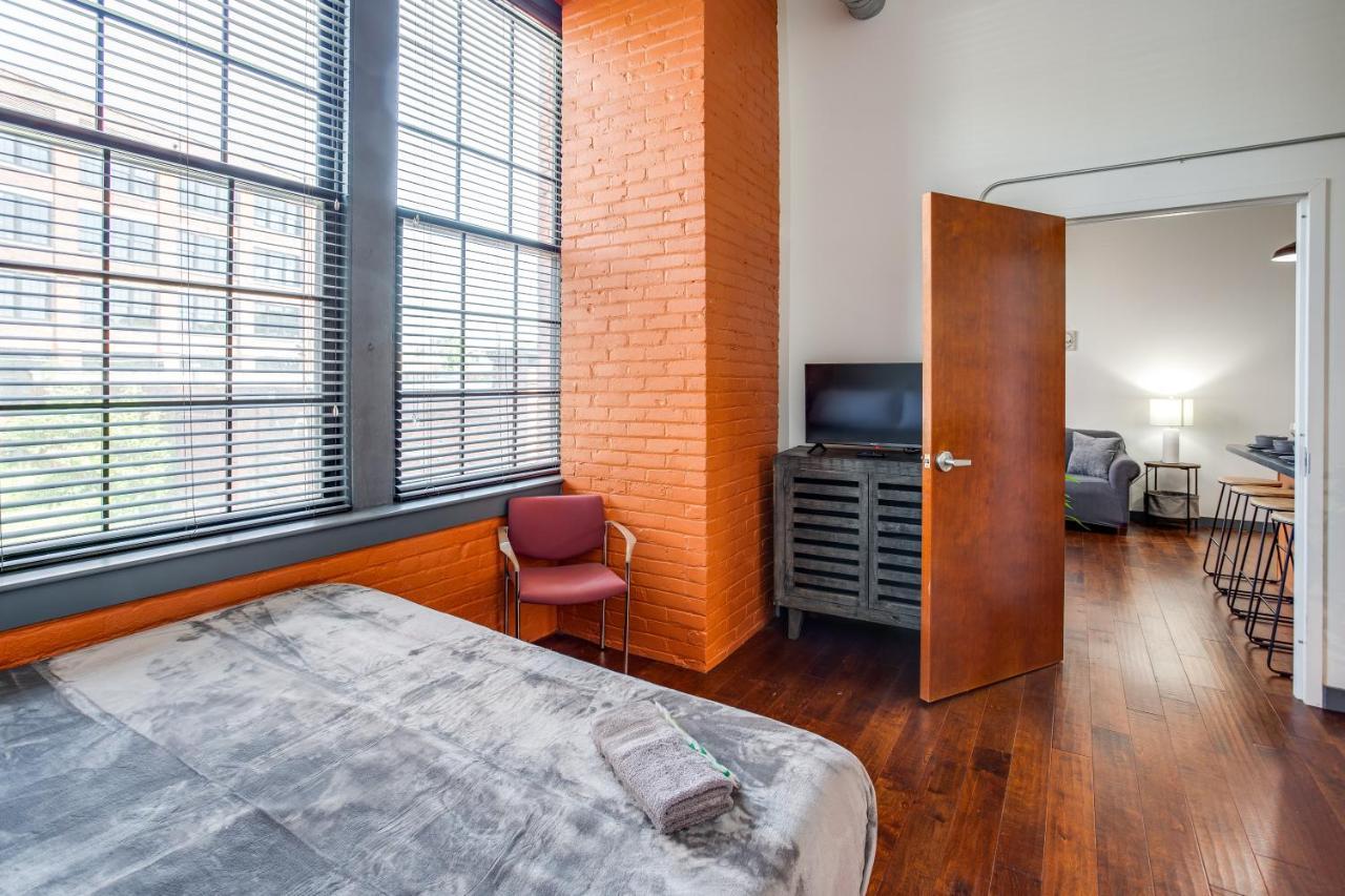 Ny Style Centric Loft With King Bed By Park Ave Διαμέρισμα Ρότσεστερ Εξωτερικό φωτογραφία